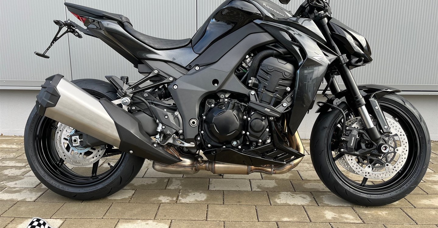 Umbgebautes Motorrad Kawasaki Z1100