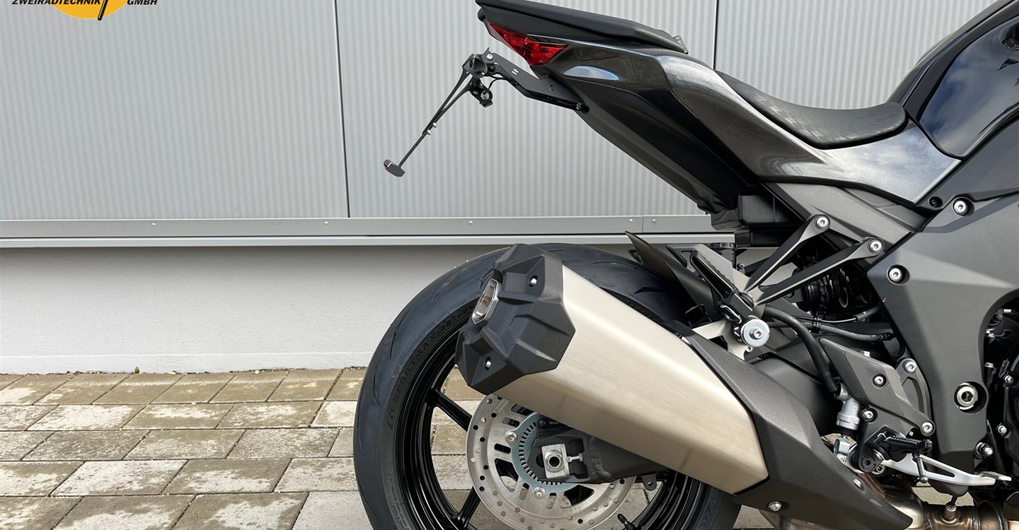 Umbgebautes Motorrad Kawasaki Z1100