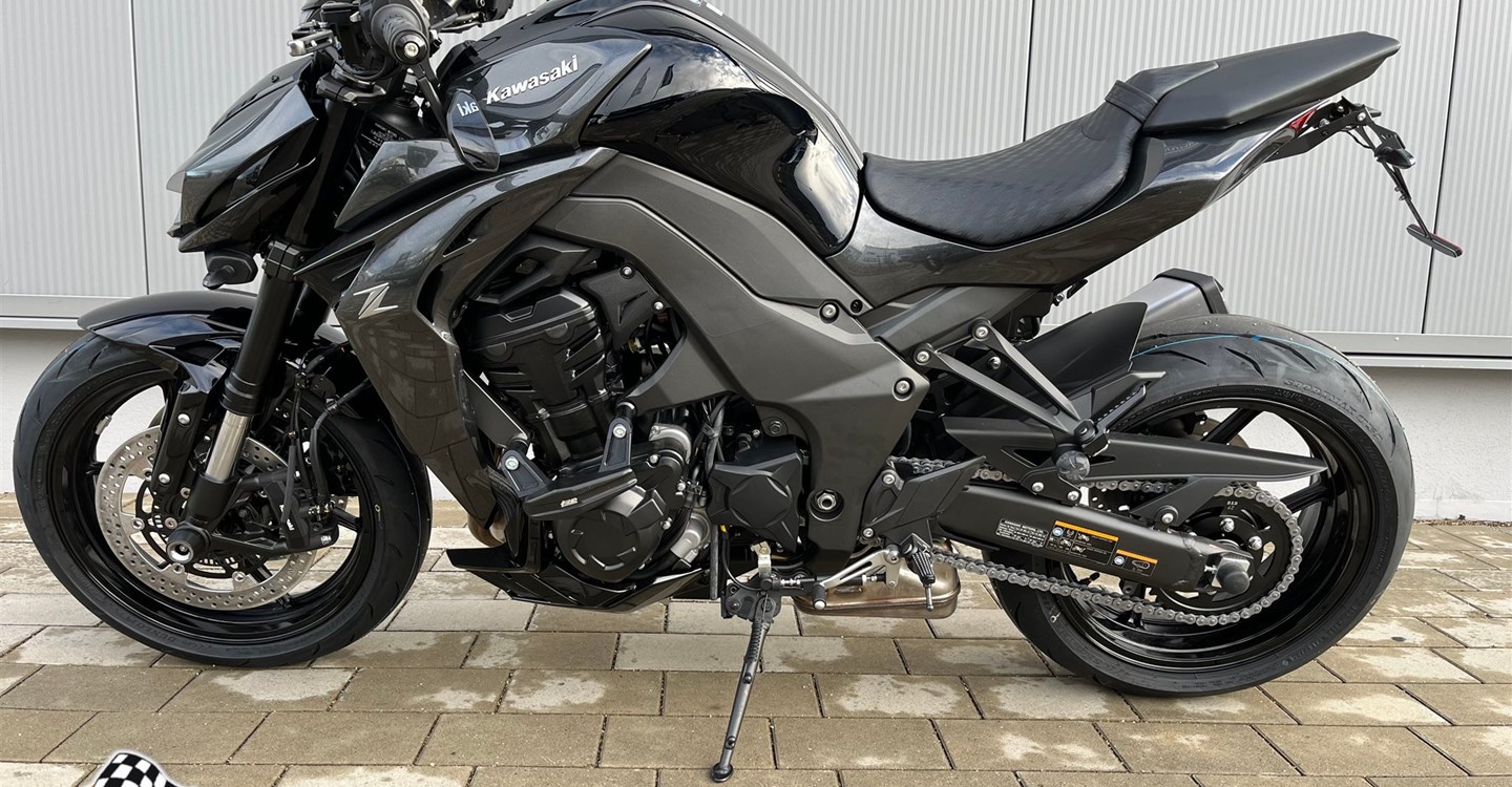 Umbgebautes Motorrad Kawasaki Z1100