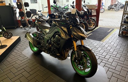 Kawasaki Z1100 SE Custom Bike