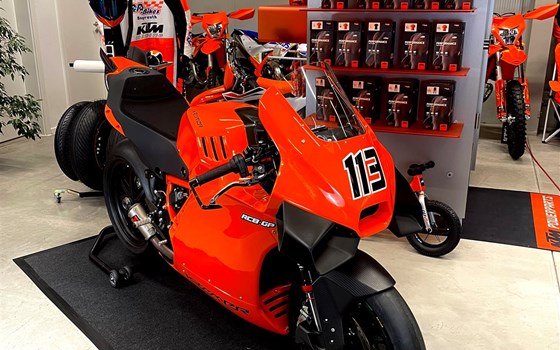 Umgebautes Motorrad KTM 1390 Super Duke R von PEPA-BIKES e.K. Inh. Martin Petzold - Bild 8