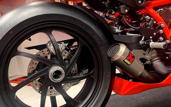 Umgebautes Motorrad KTM 1390 Super Duke R von PEPA-BIKES e.K. Inh. Martin Petzold - Bild 7