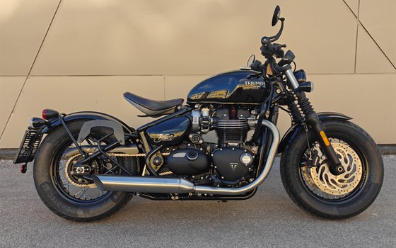 Umgebautes Motorrad Triumph Bonneville Bobber von IL MOTO  Motorradhandel und Reparaturwerkstätte GesmbH - Bild 8