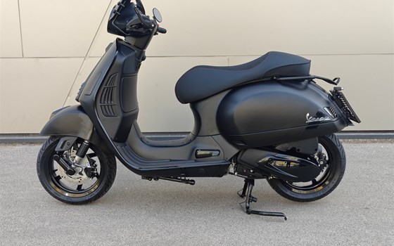 Umgebautes Motorrad Vespa GTS 310 SuperSport von IL MOTO  Motorradhandel und Reparaturwerkstätte GesmbH - Bild 5