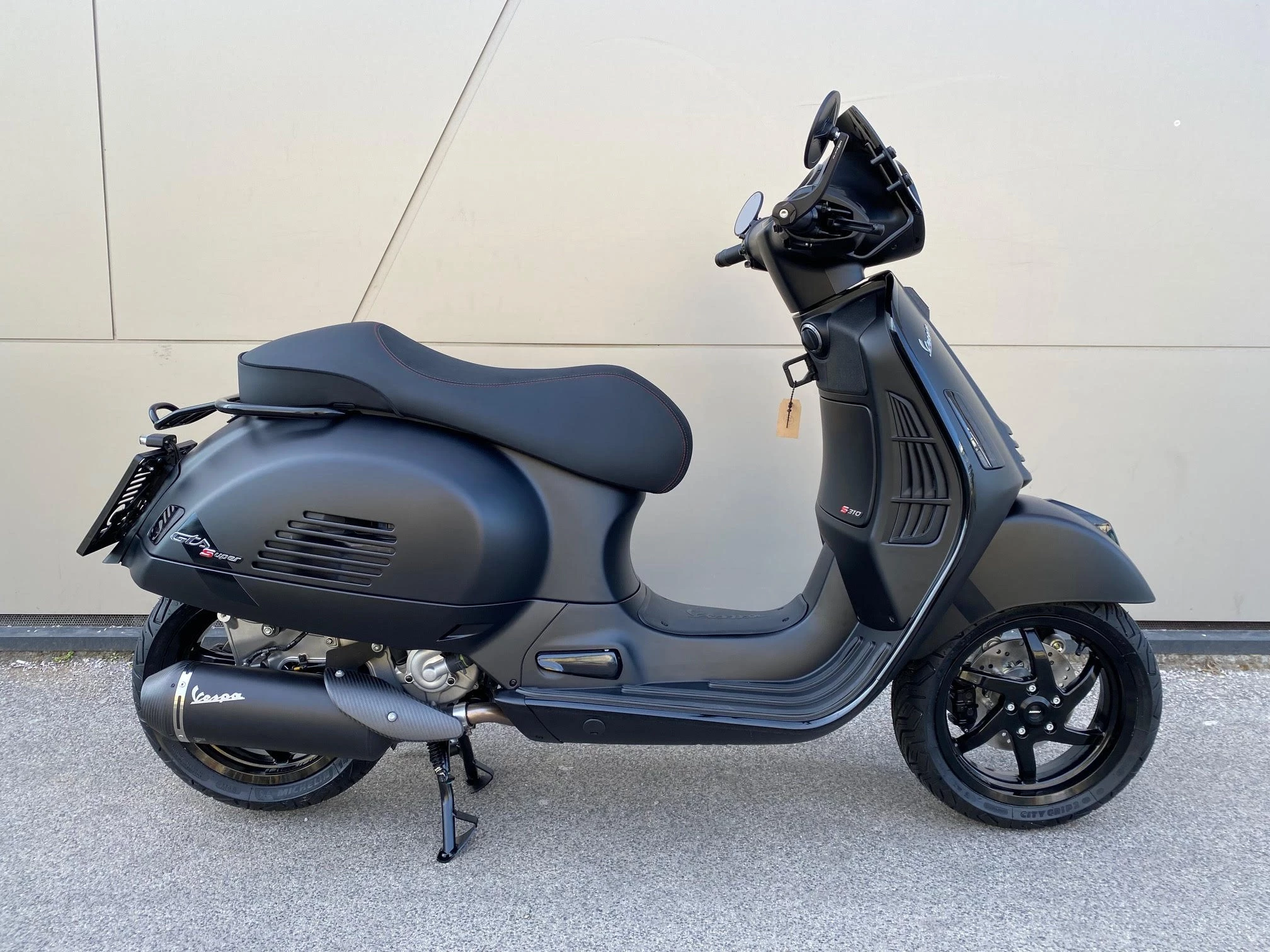 Vespa GTS 310 SuperSport "Nightcrawler"
