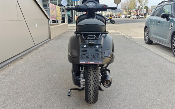 Umgebautes Motorrad Vespa GTS 310 SuperSport von IL MOTO  Motorradhandel und Reparaturwerkstätte GesmbH - Bild 8