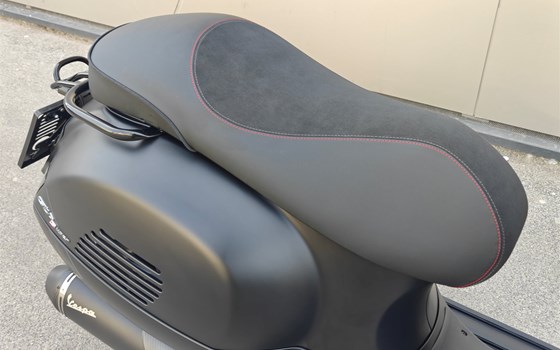 Umgebautes Motorrad Vespa GTS 310 SuperSport von IL MOTO  Motorradhandel und Reparaturwerkstätte GesmbH - Bild 13