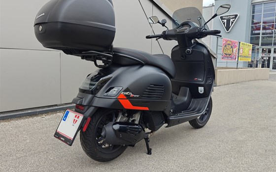 Umgebautes Motorrad Vespa GTS 125 Super Sport von IL MOTO  Motorradhandel und Reparaturwerkstätte GesmbH - Bild 6