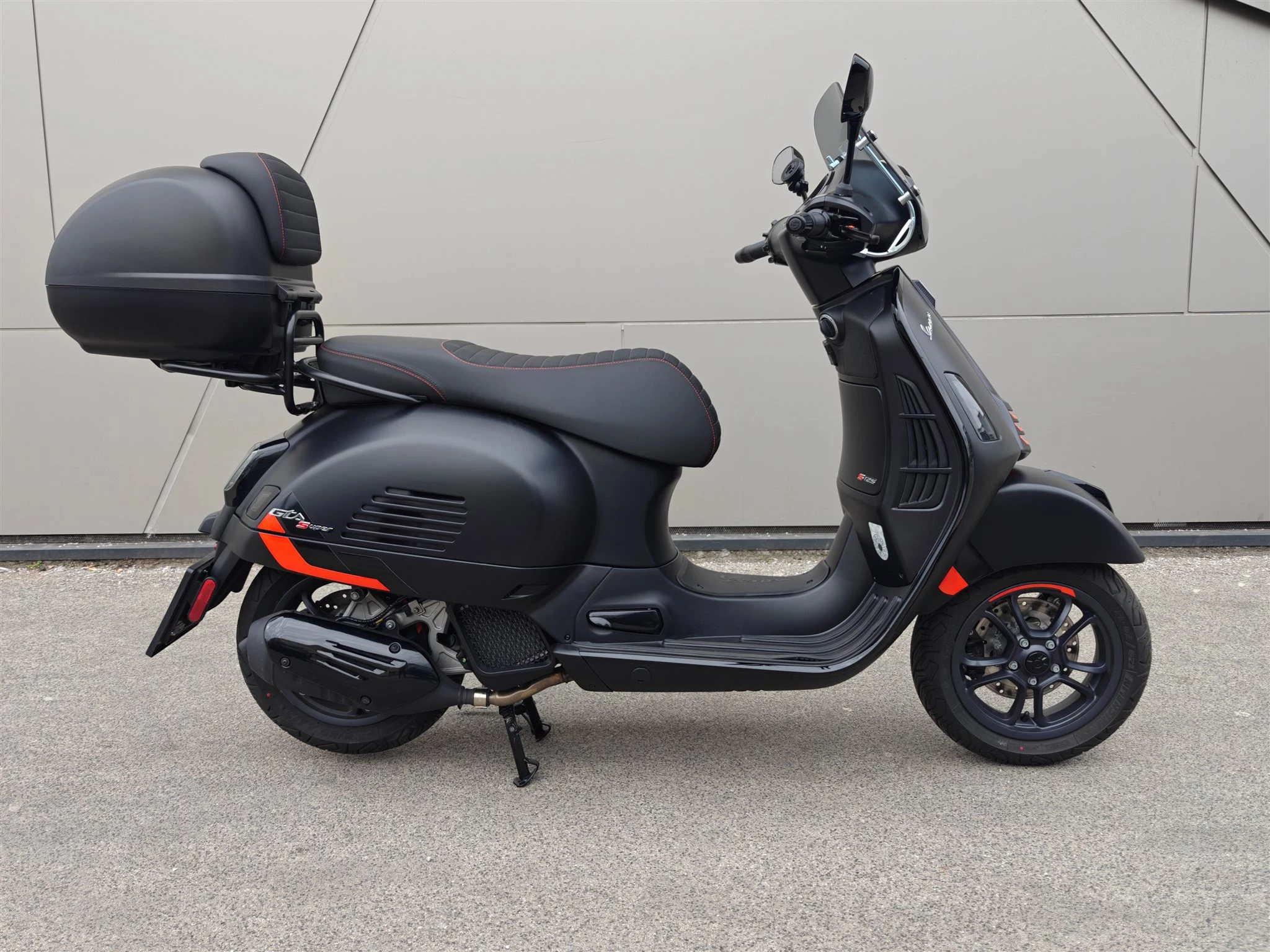 Vespa GTS 125 Super Sport 