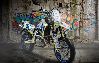 Suzuki DR-Z4SM Custom Bike
