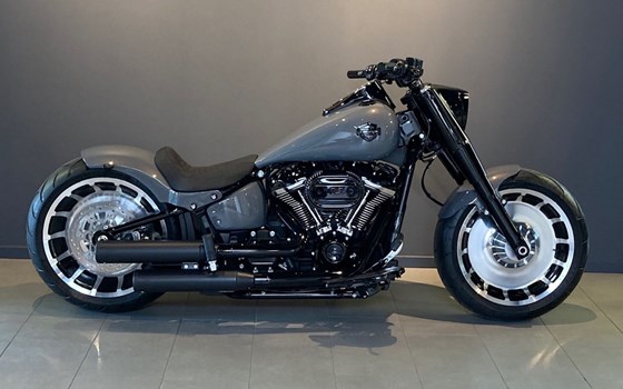 Umgebautes Motorrad Harley-Davidson Softail Fat Boy 114 FLFBS von Bächli Motorcycles - Bild 3