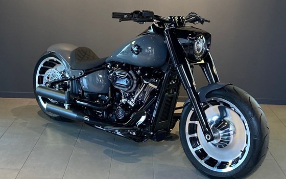 Umgebautes Motorrad Harley-Davidson Softail Fat Boy 114 FLFBS von Bächli Motorcycles - Bild 4