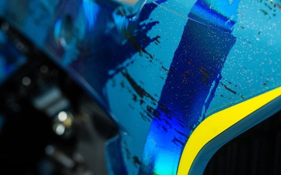 Umgebautes Motorrad Suzuki DR-Z4SM von HÜTTER GesmbH - Bild 3