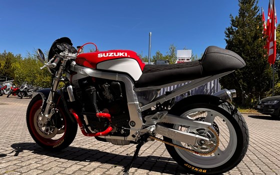 Umgebautes Motorrad Suzuki GSX-R 750 von Motorradschuppen Ullmann - Bild 3