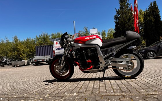 Umgebautes Motorrad Suzuki GSX-R 750 von Motorradschuppen Ullmann - Bild 5