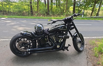 Harley-Davidson Softail Night Train FXSTB Custom Bike