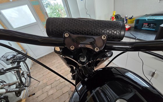 Umgebautes Motorrad Harley-Davidson Softail Night Train FXSTB von user1593923 - Bild 4