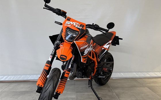 Umgebautes Motorrad KTM 390 SMC R von Motobike Handels GmbH - Bild 4