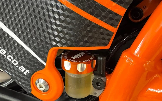 Umgebautes Motorrad KTM 390 SMC R von Motobike Handels GmbH - Bild 9