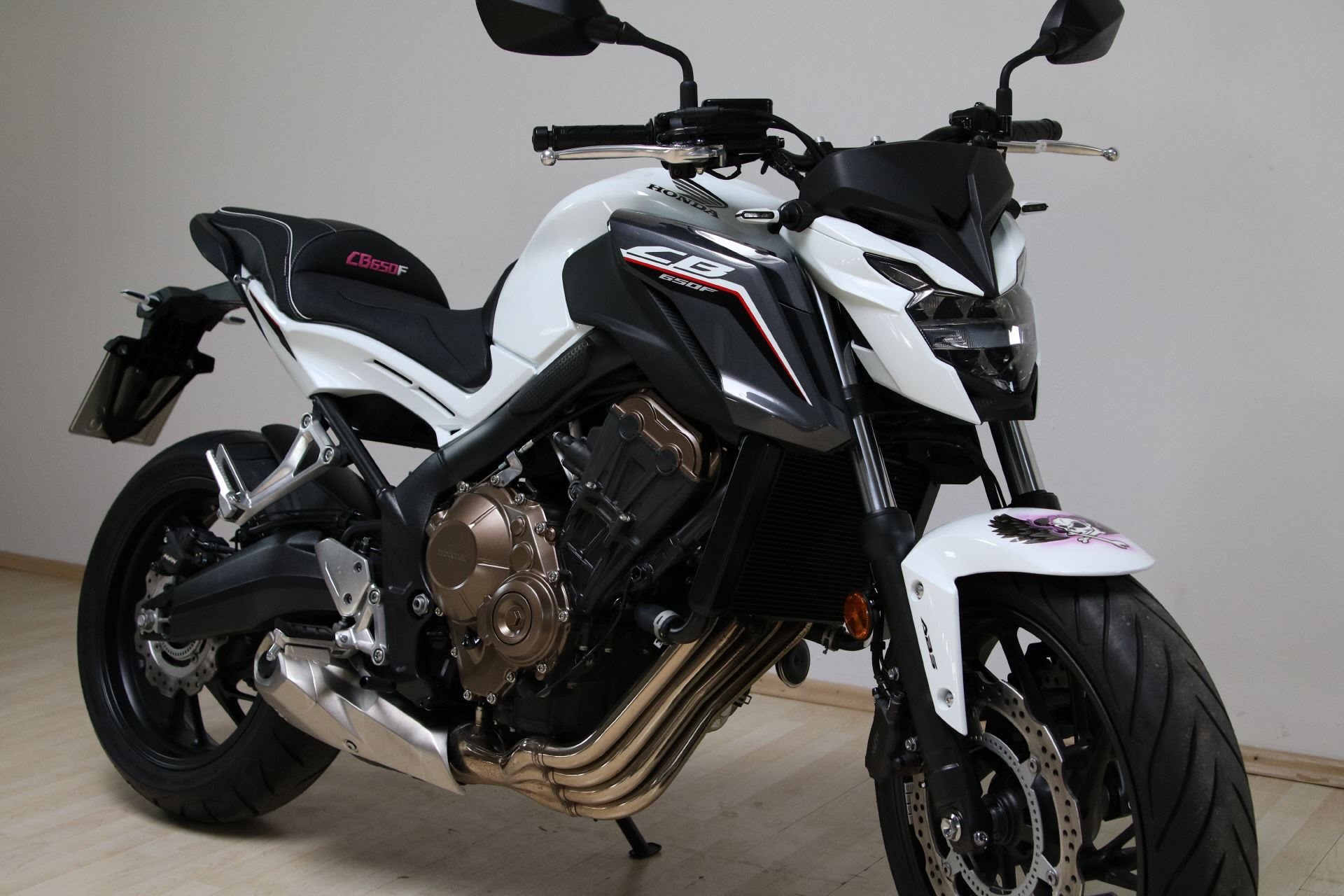 Honda CB650F LADY LIKE