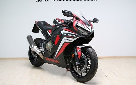 Umgebautes Motorrad Honda CBR1000RR Fireblade von Auto- und Motorradhaus M&S Automobile GmbH - Bild 4