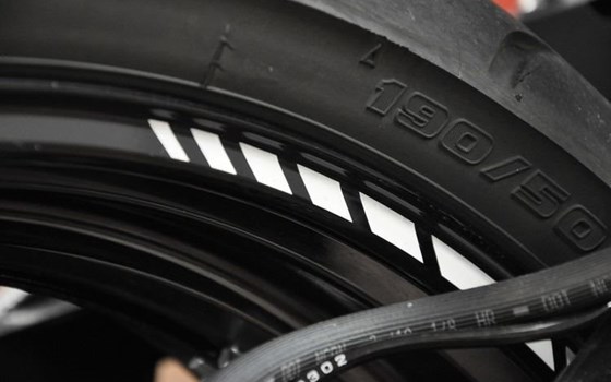 Umgebautes Motorrad Honda CBR1000RR Fireblade von Auto- und Motorradhaus M&S Automobile GmbH - Bild 3