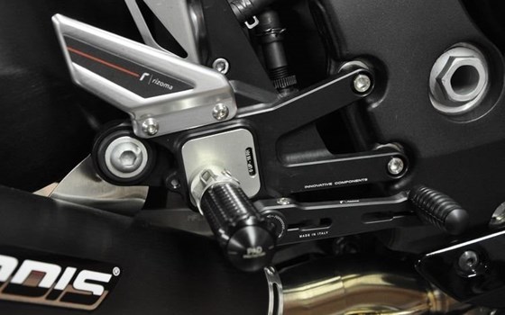 Umgebautes Motorrad Honda CBR1000RR Fireblade von Auto- und Motorradhaus M&S Automobile GmbH - Bild 4