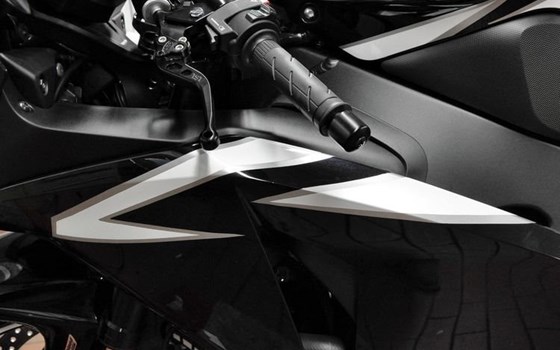 Umgebautes Motorrad Honda CBR1000RR Fireblade von Auto- und Motorradhaus M&S Automobile GmbH - Bild 5