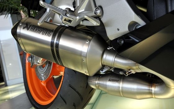 Umgebautes Motorrad Honda CBR1000RR Fireblade von Auto- und Motorradhaus M&S Automobile GmbH - Bild 5