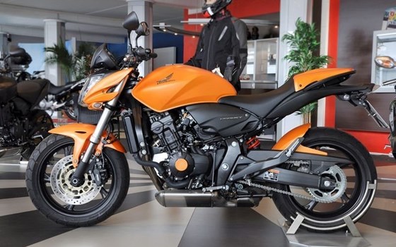 Umgebautes Motorrad Honda CB 600 F Hornet von Auto- und Motorradhaus M&S Automobile GmbH - Bild 1