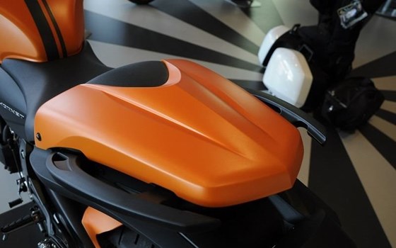 Umgebautes Motorrad Honda CB 600 F Hornet von Auto- und Motorradhaus M&S Automobile GmbH - Bild 8