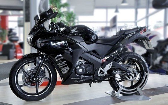 Umgebautes Motorrad Honda CBR 125 R von Auto- und Motorradhaus M&S Automobile GmbH - Bild 1