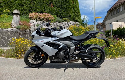 Triumph Daytona 660 Custom Bike