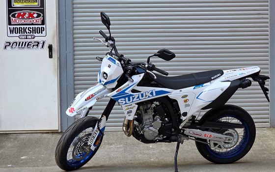 Umgebautes Motorrad Suzuki DR-Z 400 SM von H&K Motorsport - Bild 2