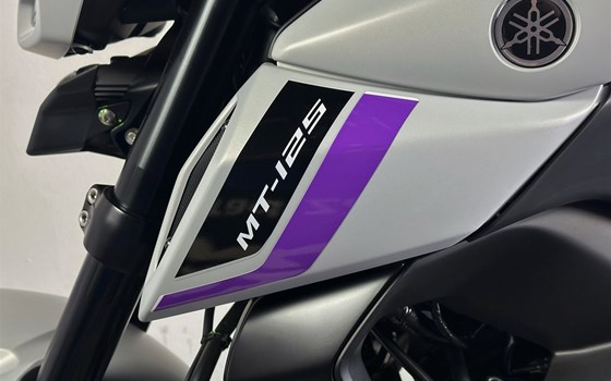 Umgebautes Motorrad Yamaha MT-125 von Zweirad Zentrum Fernwald - Bild 19