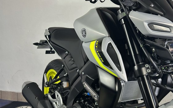 Umgebautes Motorrad Yamaha MT-125 von Zweirad Zentrum Fernwald - Bild 21