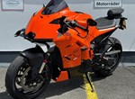 Umbgebautes Motorrad KTM 990 RC R