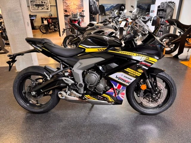 Triumph Daytona 660 Umbau auf SPB Optik