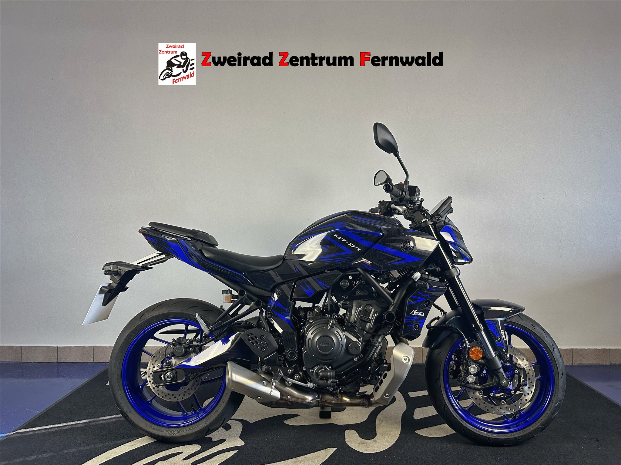 Yamaha MT-07 ARider Dekor Schwarz/Blau