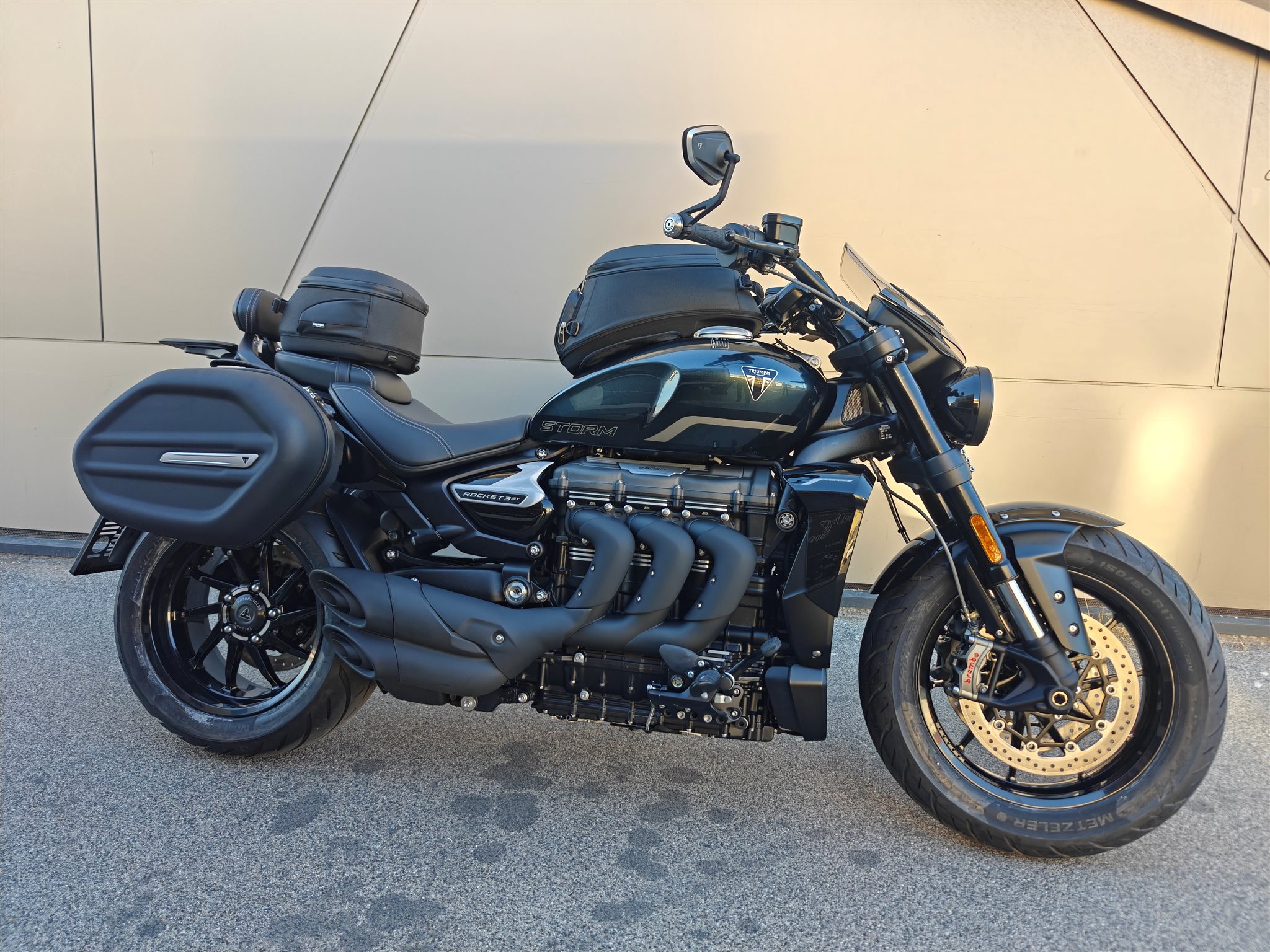 Triumph Rocket 3 Storm GT Vollausstattung