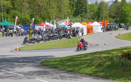 Oberländer Töffevent im TCS Zentrum Stockental - Bild 1