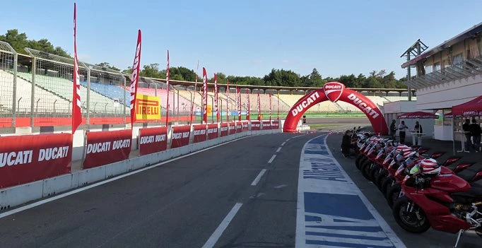 DUCATI 4U Salzburgring Bild 1: DUCATI 4U Salzburgring