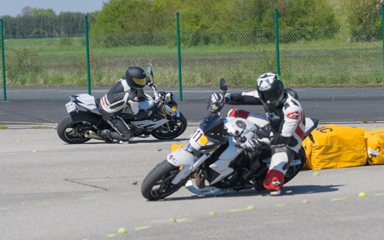 Fahrsicherheitstraining 2020 - Bild 2 Fahrsicherheitstraining 2020 - Bild 2
