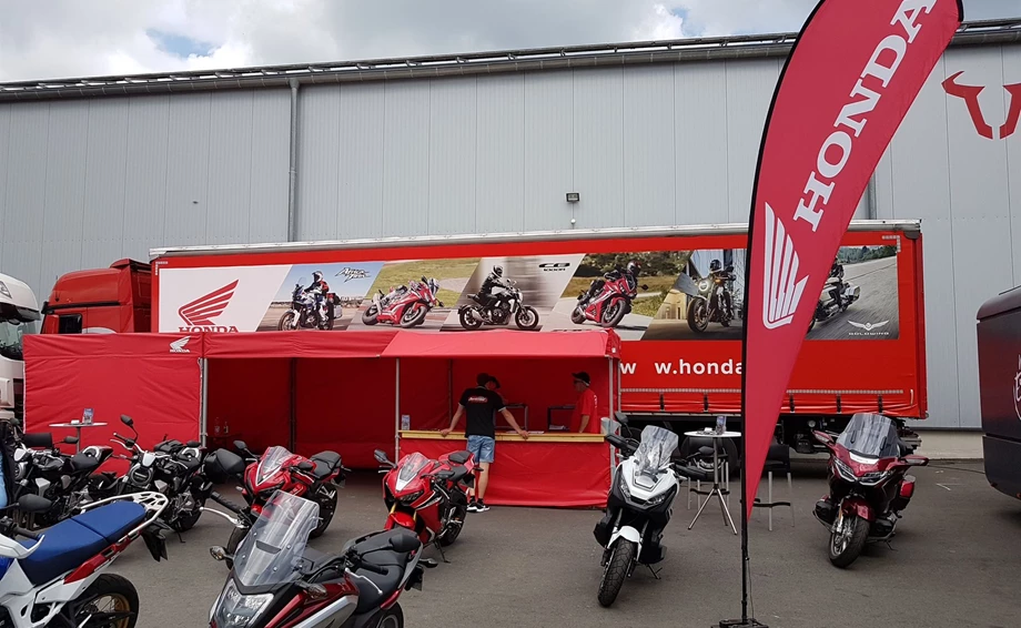 Honda Semmler- Honda Probefahrt Truck in Herborn !  Bild 1: Honda Semmler- Honda Probefahrt Truck in Herborn !