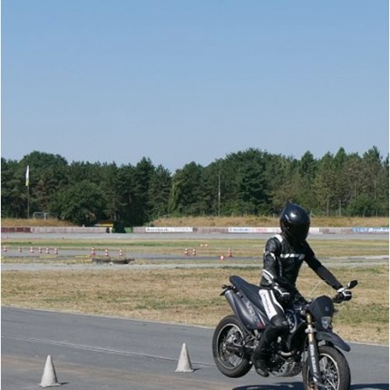 Bremstraining im April 12Uhr - 15Uhr