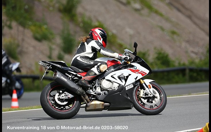Kurventraining 2022 Motorrad Briel