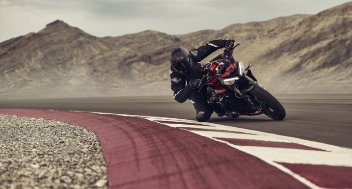 Street Triple R + RS