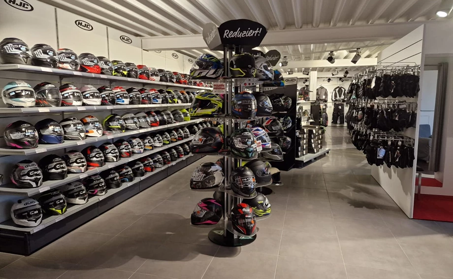 Honda Semmler - Glühweinparty 2023 Bild 6: Honda Semmler - Glühweinparty 2023