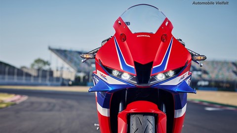 Honda Motorrad-Preview & Glühweinparty am 07.12. in Willich! 