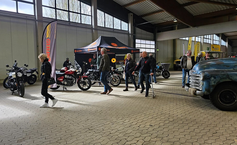 Royal Enfield bei der Technorama Kassel. Bild 5: Royal Enfield bei der Technorama Kassel.